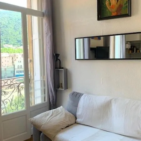 Mezzanine 20m², 2 Pers, Parking, Ascenseur, Amelie-les-bains - Fr-1-703-150 * Amelie-les-Bains-Palalda
